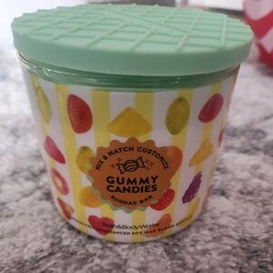 Bath & Body Works Gummy Candies Candle - Mint Green